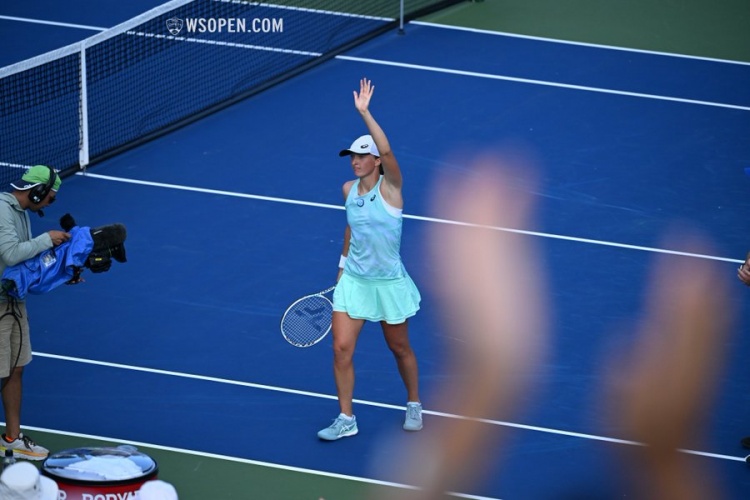 间的对比 间的对比